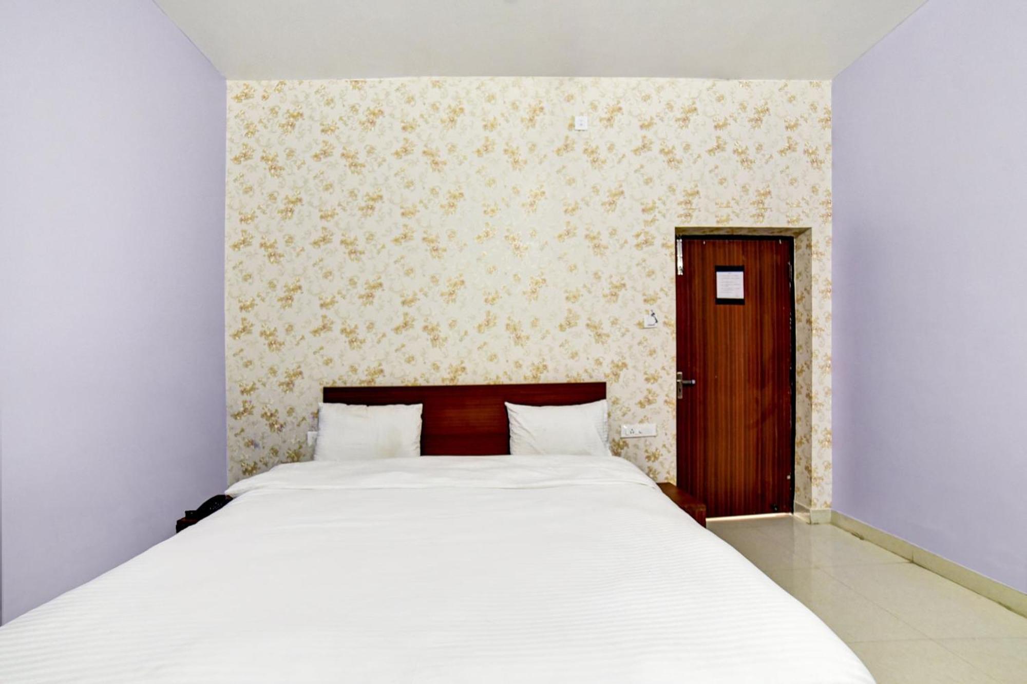 Hotel O The Hotel Quaint Khagaul Exterior foto